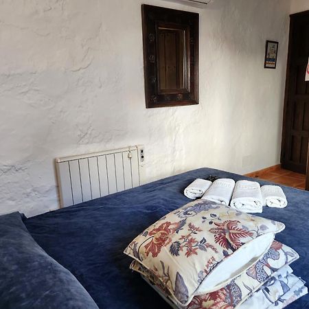 Posada La Plaza Canillas de Albaida Eksteriør billede
