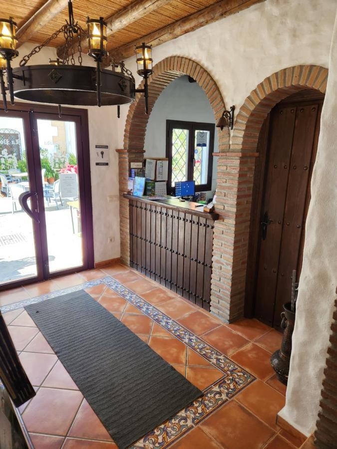 Posada La Plaza Canillas de Albaida Eksteriør billede