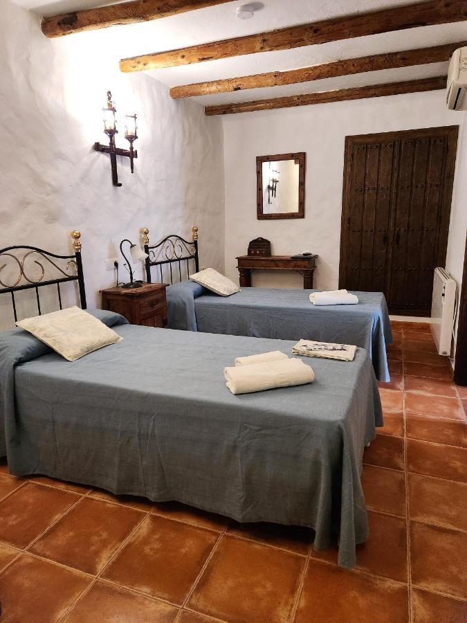 Posada La Plaza Canillas de Albaida Eksteriør billede