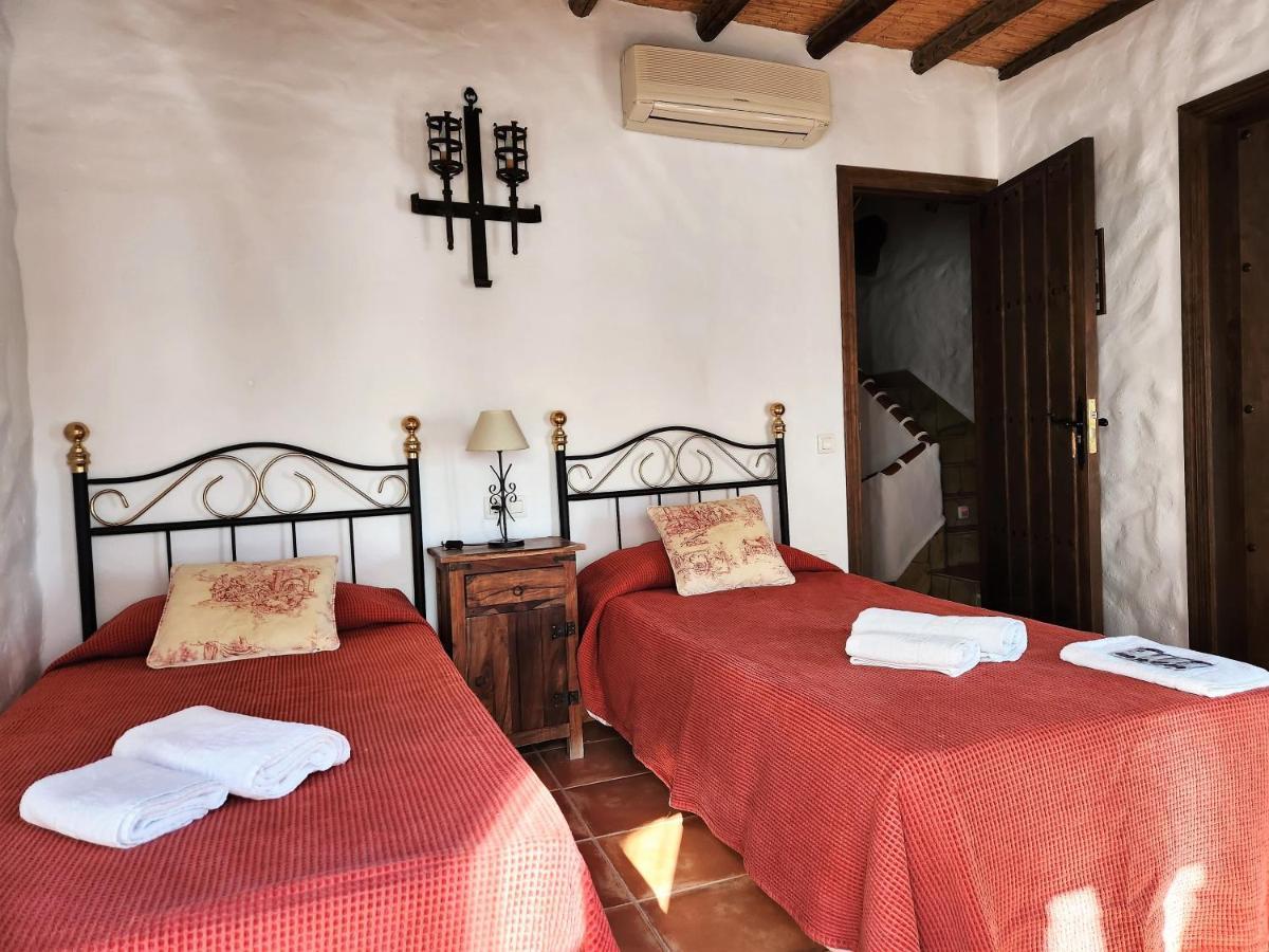 Posada La Plaza Canillas de Albaida Eksteriør billede