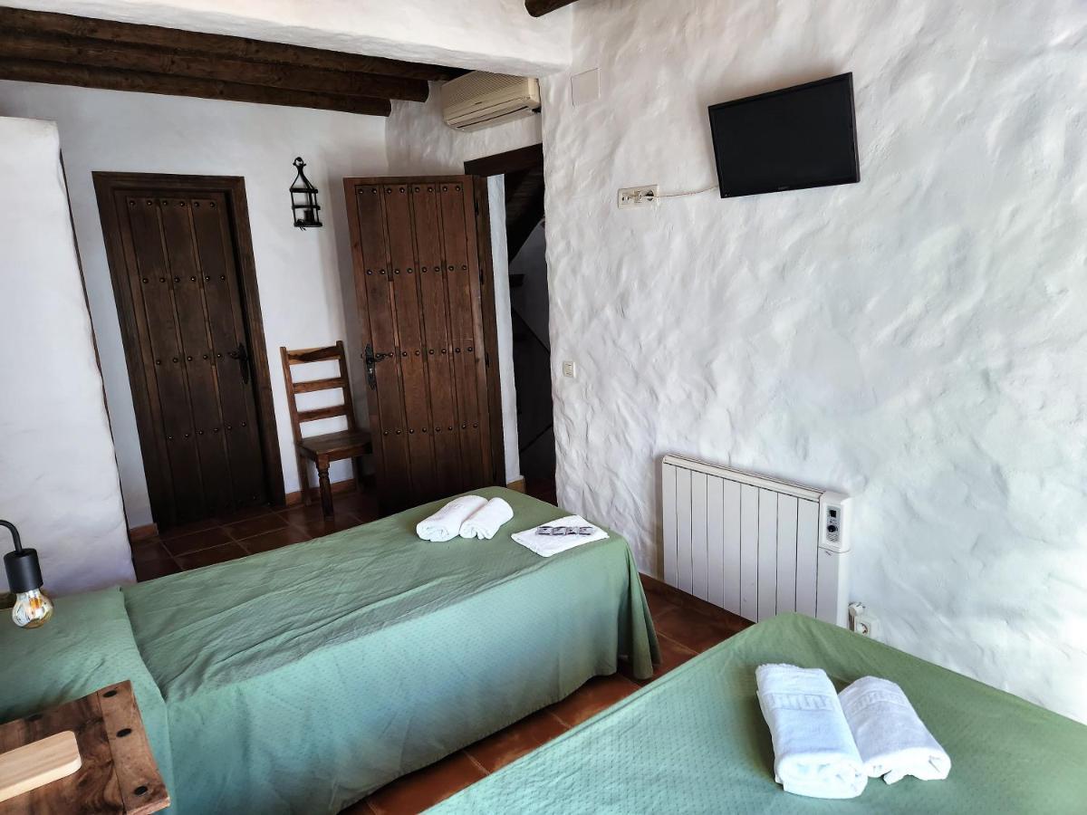 Posada La Plaza Canillas de Albaida Eksteriør billede