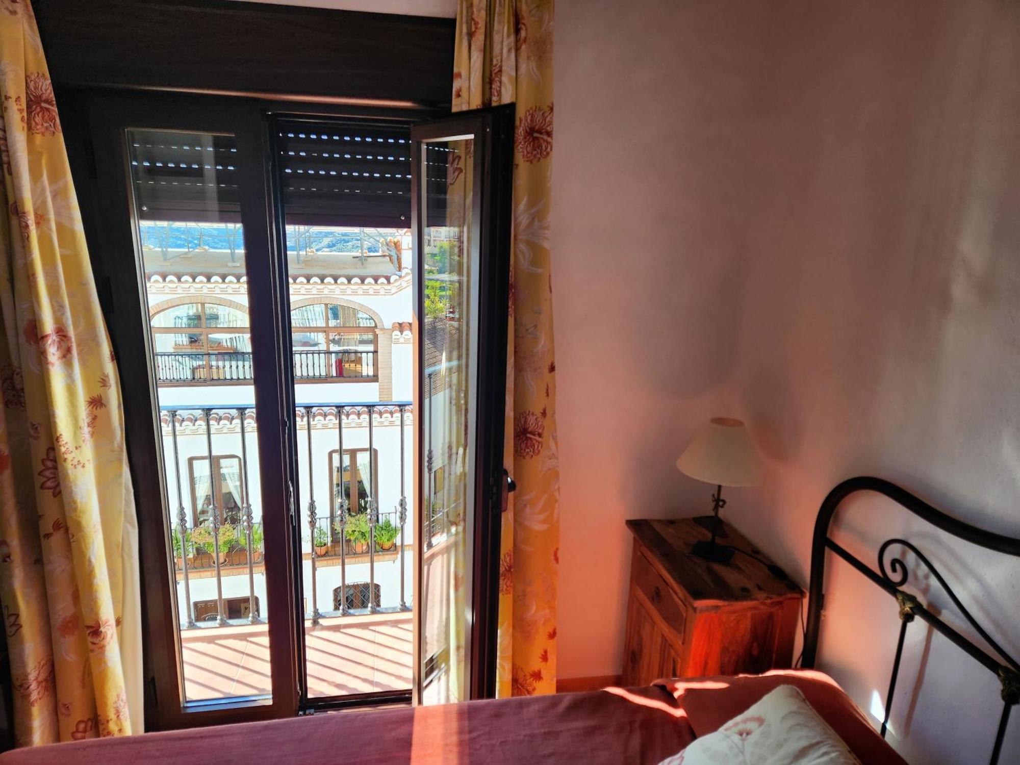 Posada La Plaza Canillas de Albaida Eksteriør billede